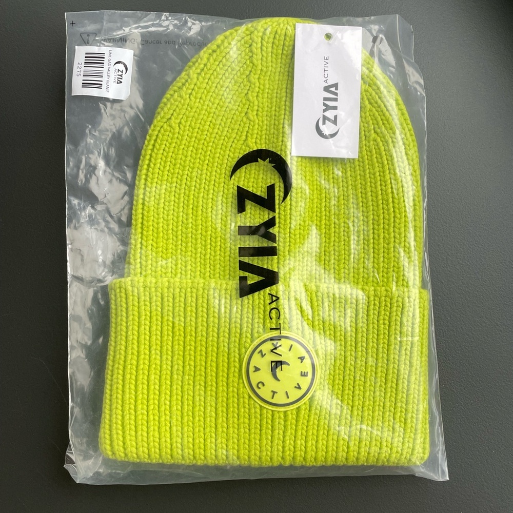 Zyia Lime Green Beanie Brand New With Tags in the Bag